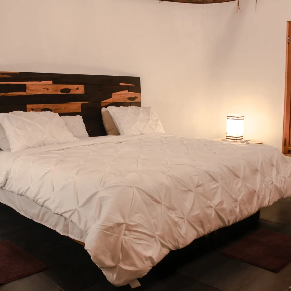 Casita del Peón — Interior and decor